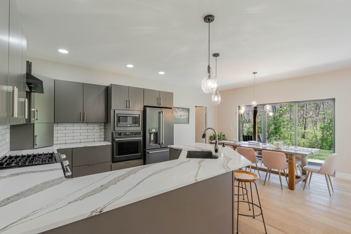 338 Shaggybark Trail, Morton, IL 61550