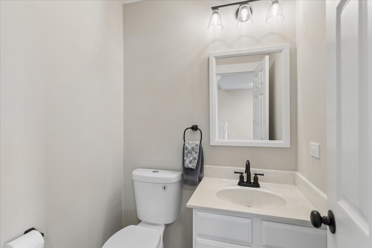 4475 Cornell Avenue, Gurnee, IL 60031