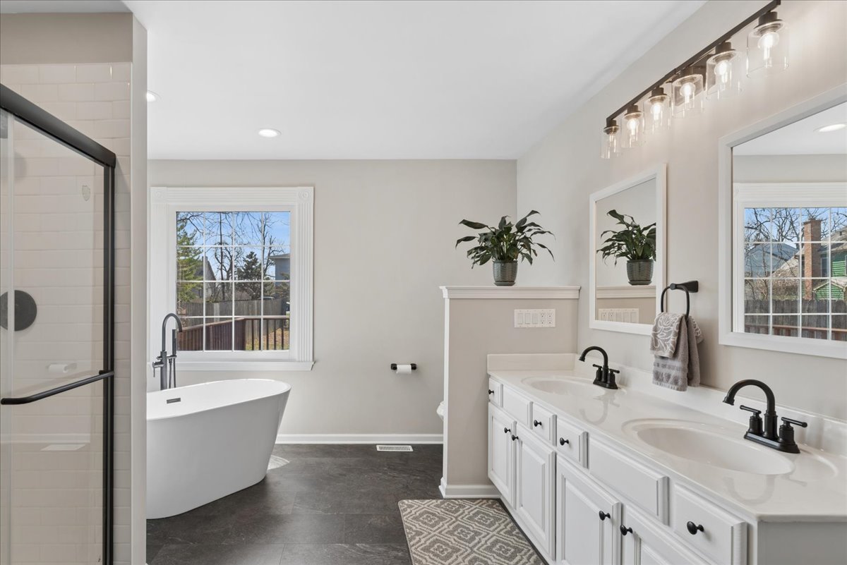 4475 Cornell Avenue, Gurnee, IL 60031