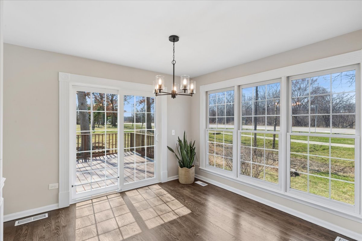 4475 Cornell Avenue, Gurnee, IL 60031