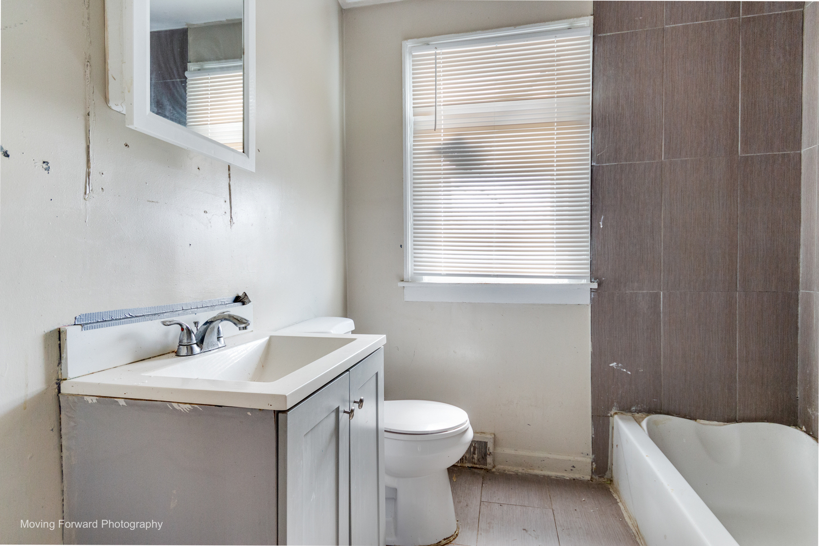 201 E 143rd Street, Dolton, IL 60419