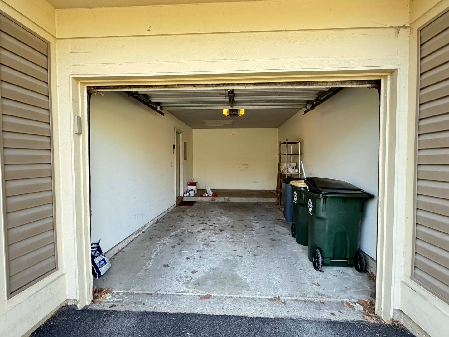 1268 Old Mill Lane, Elk Grove Village, IL 60007