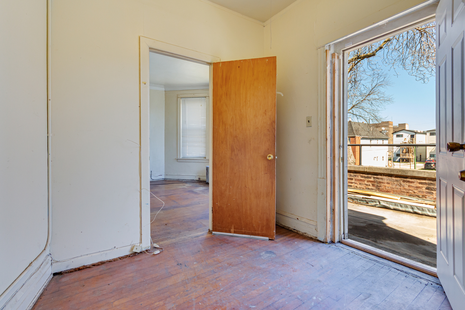 6328 S Langley Avenue, Chicago, IL 60637