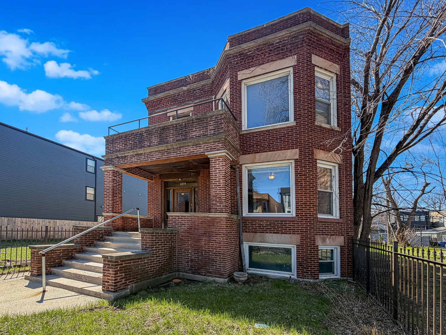 6328 S Langley Avenue, Chicago, IL 60637