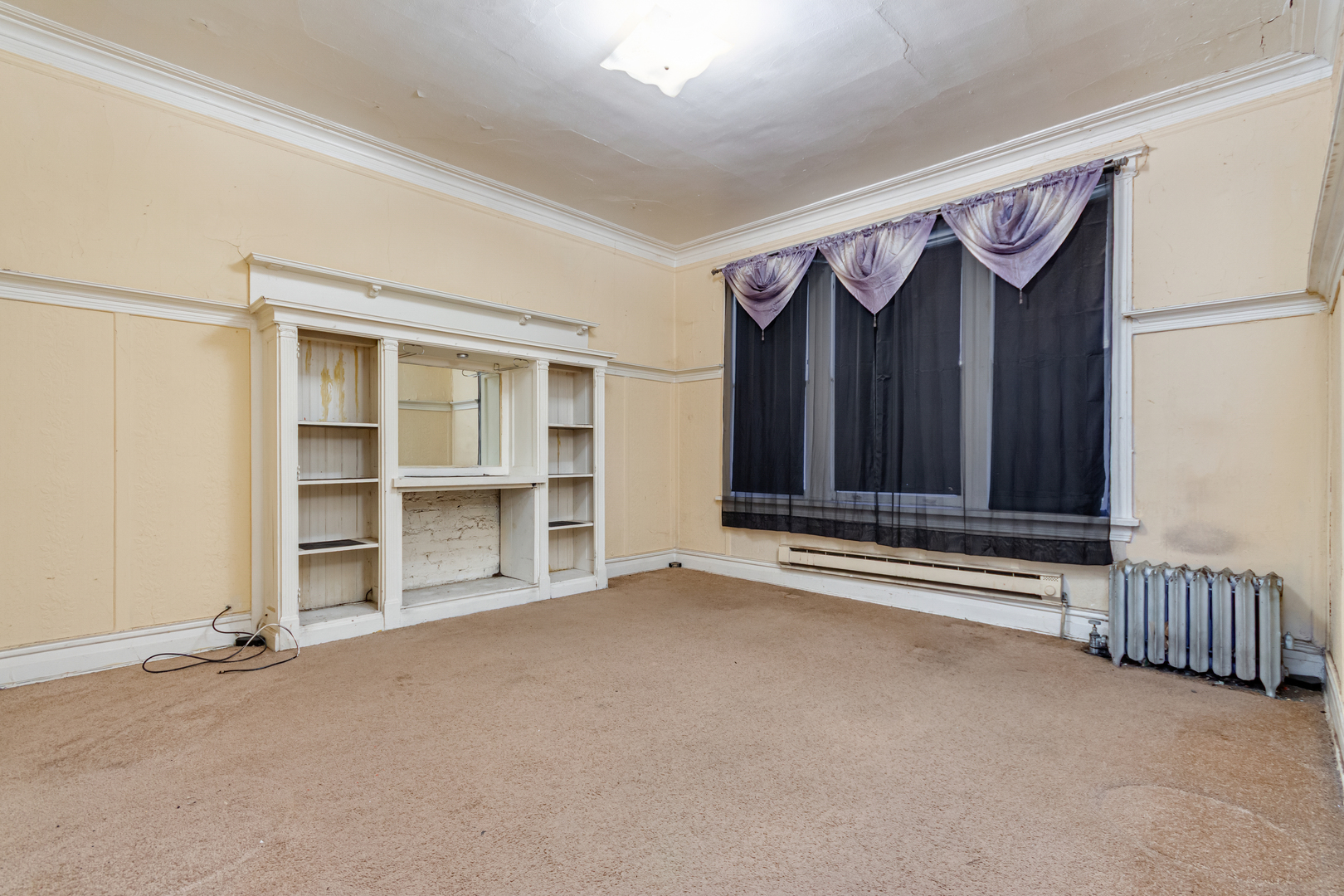 6328 S Langley Avenue, Chicago, IL 60637