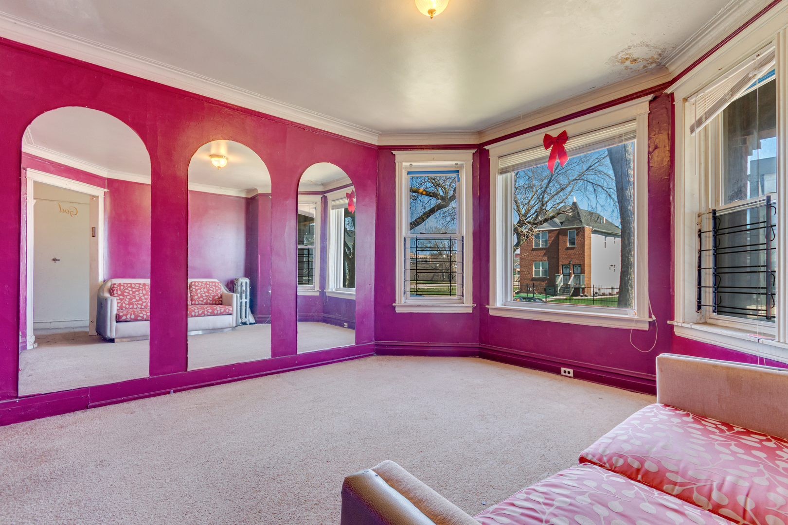 6328 S Langley Avenue, Chicago, IL 60637