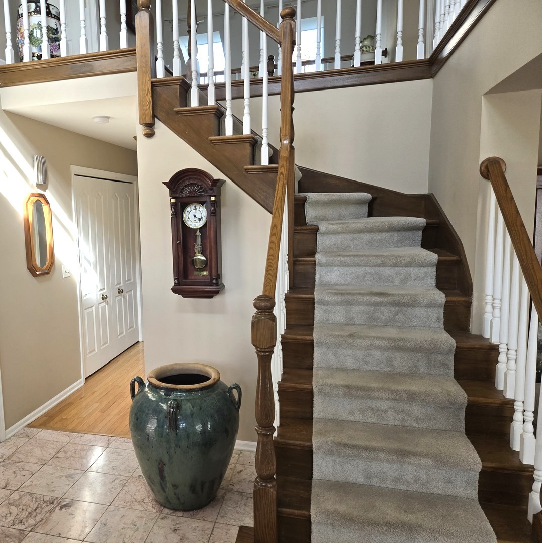 8217 Pine Bluff Court, Darien, IL 60561