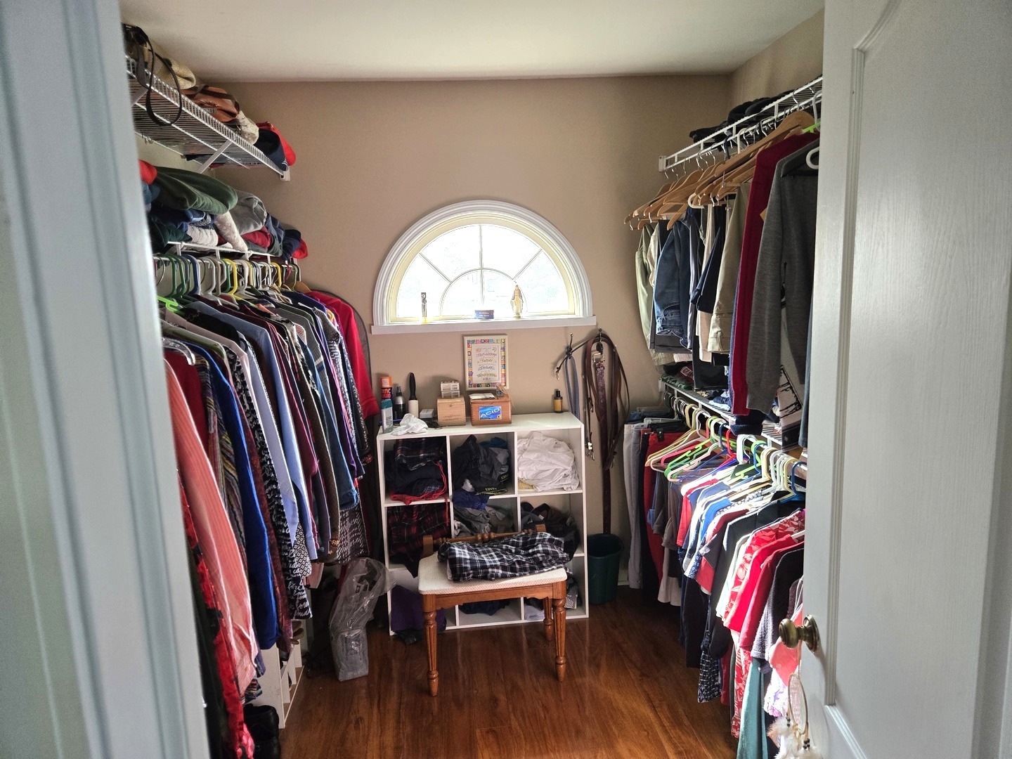 8217 Pine Bluff Court, Darien, IL 60561