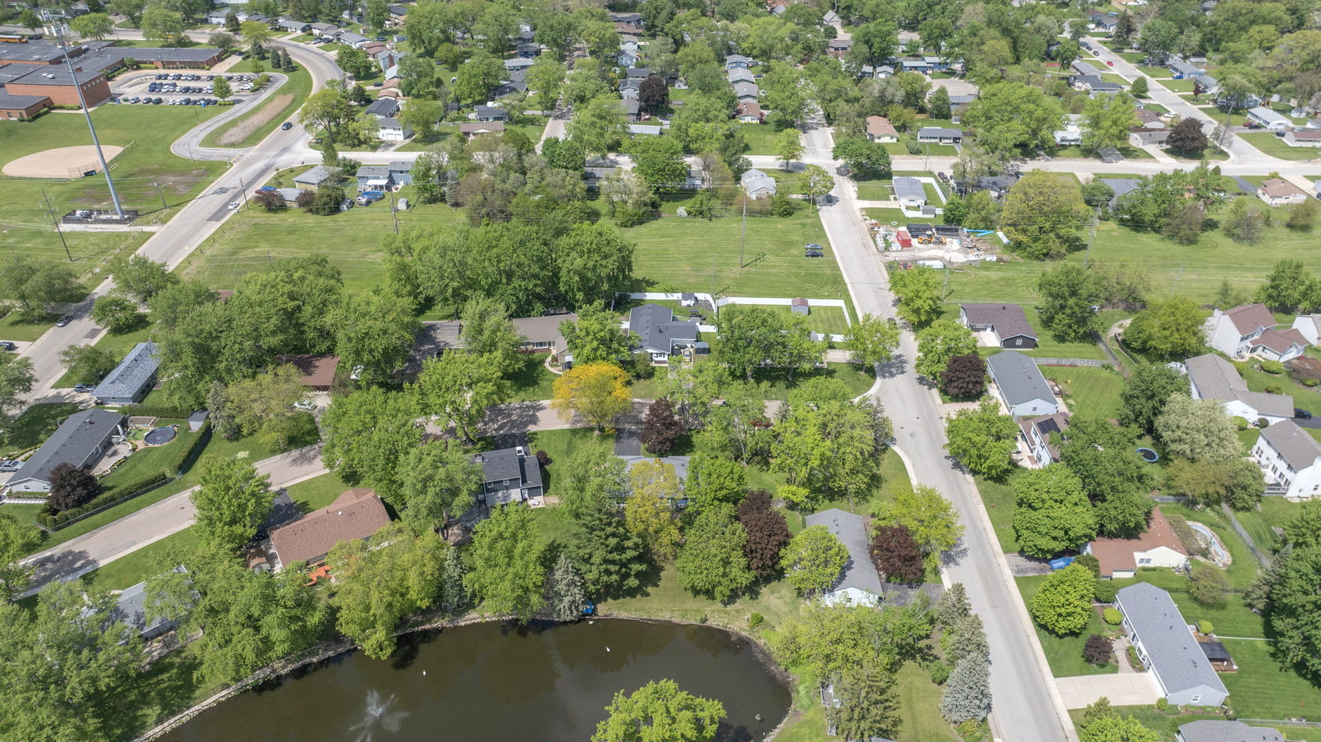 40 Cayman Drive, Montgomery, IL 60538