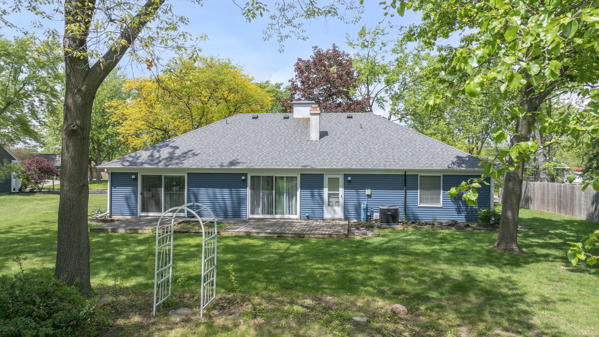 40 Cayman Drive, Montgomery, IL 60538