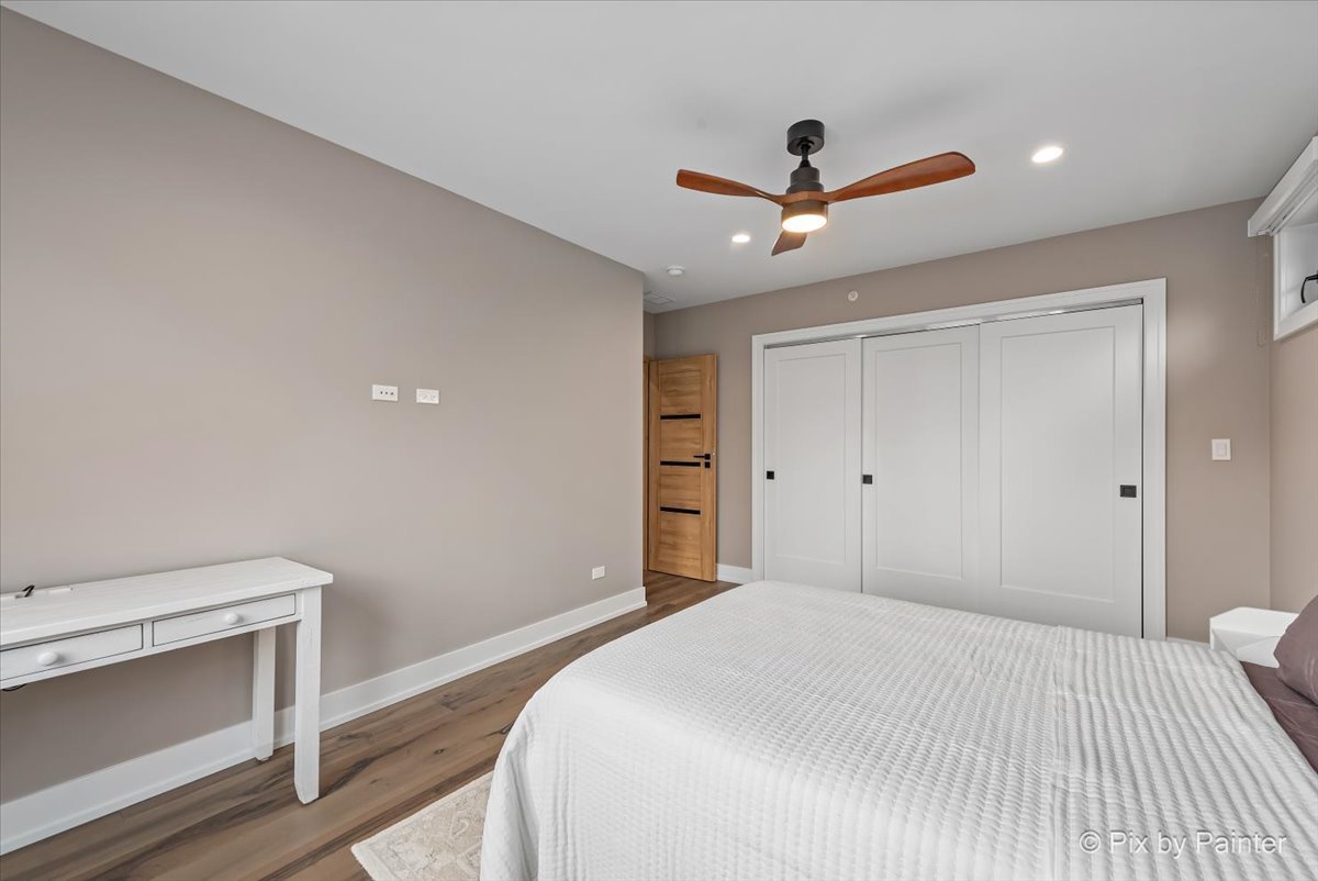 148 Oak Street, Lake Zurich, IL 60047