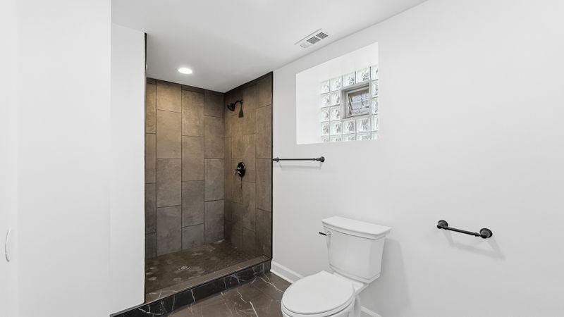 7724 S Chappel Avenue, Chicago, IL 60649