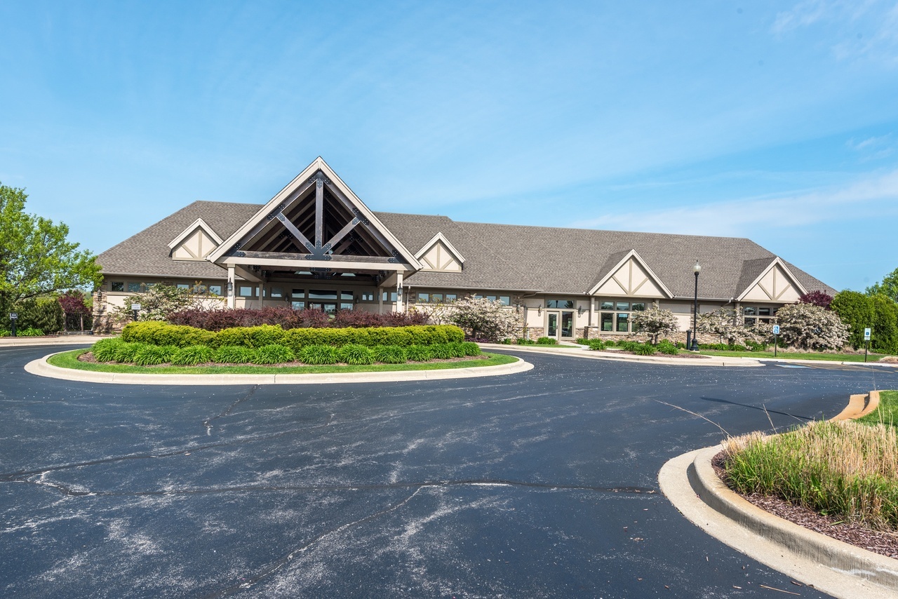 6181 Legacy Circle, Yorkville, IL 60560