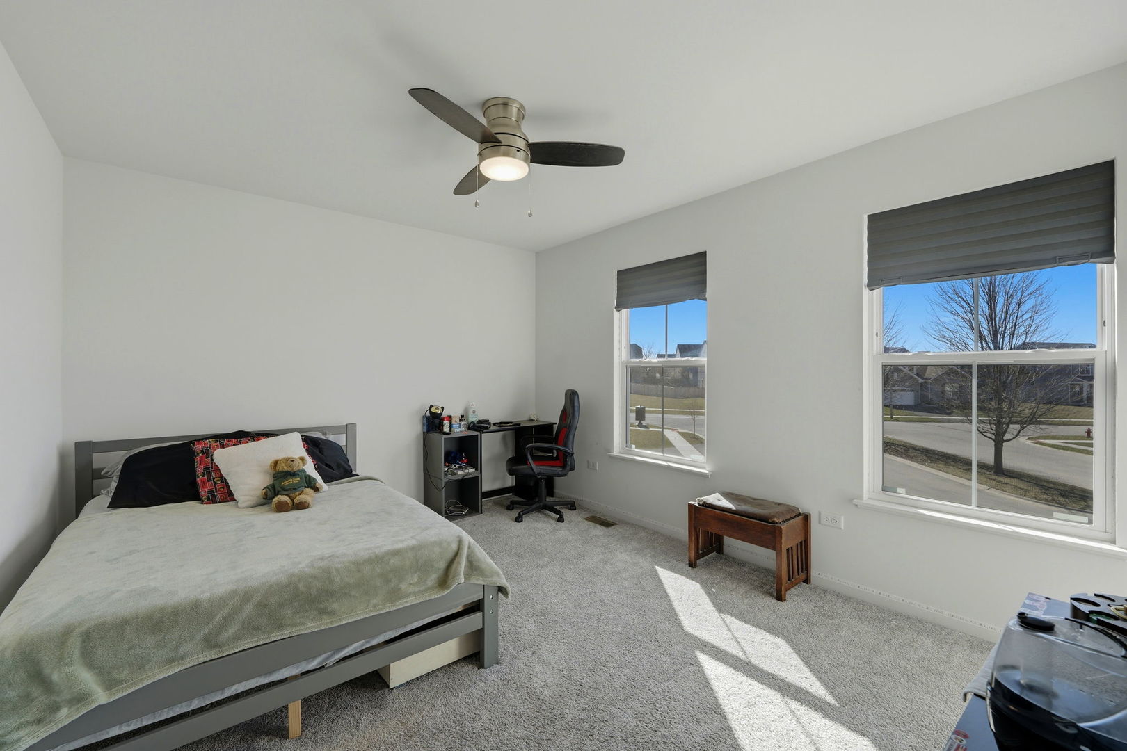 8515 Rosehall Drive, Joliet, IL 60431