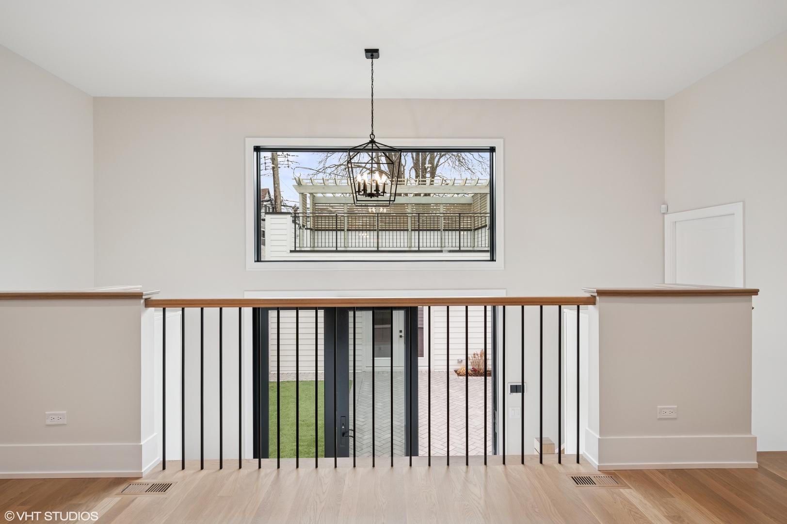 3920 N Bell Avenue, Chicago, IL 60618