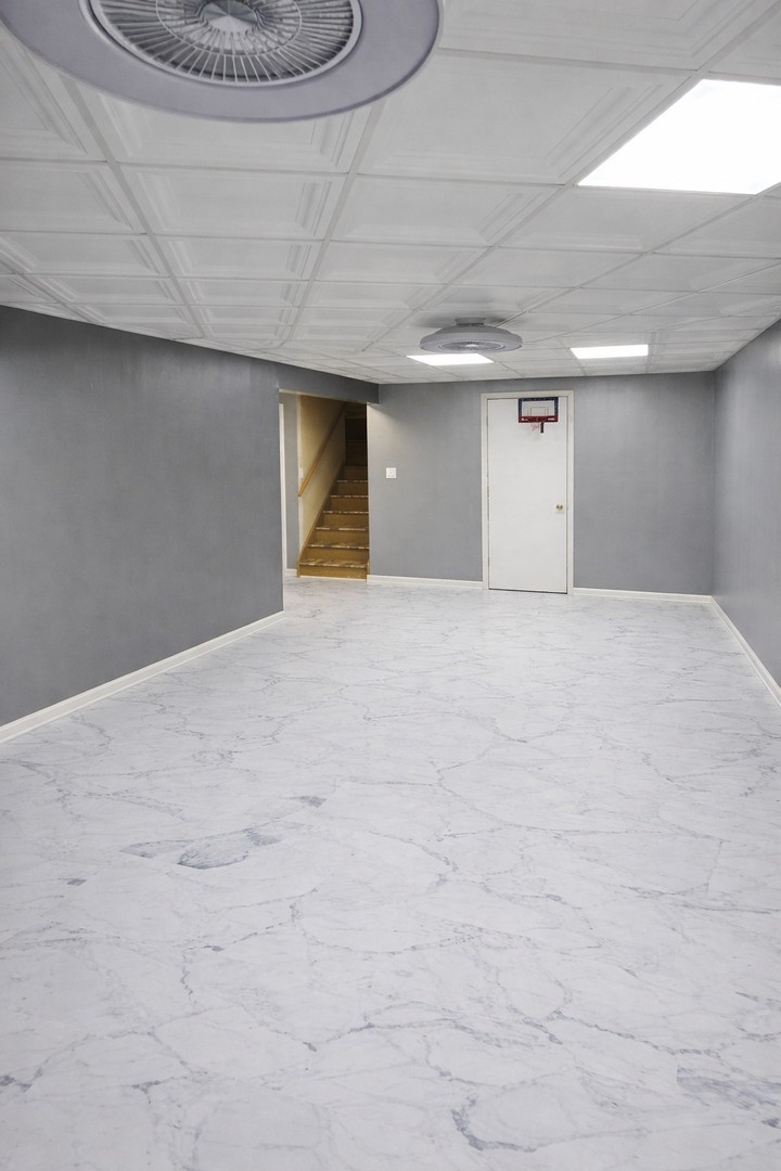 6212 Blue Ridge Drive, Plainfield, IL 60586