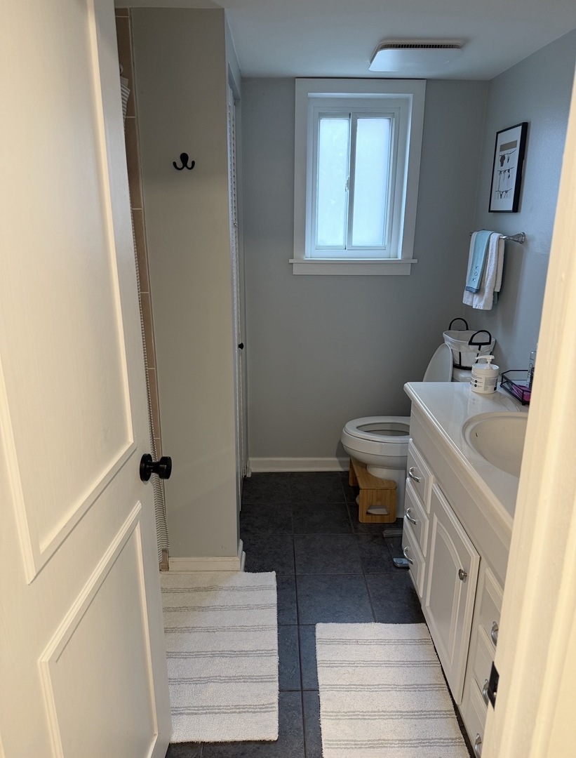 9950 Shady Lane #1B, Orland Park, IL 60462