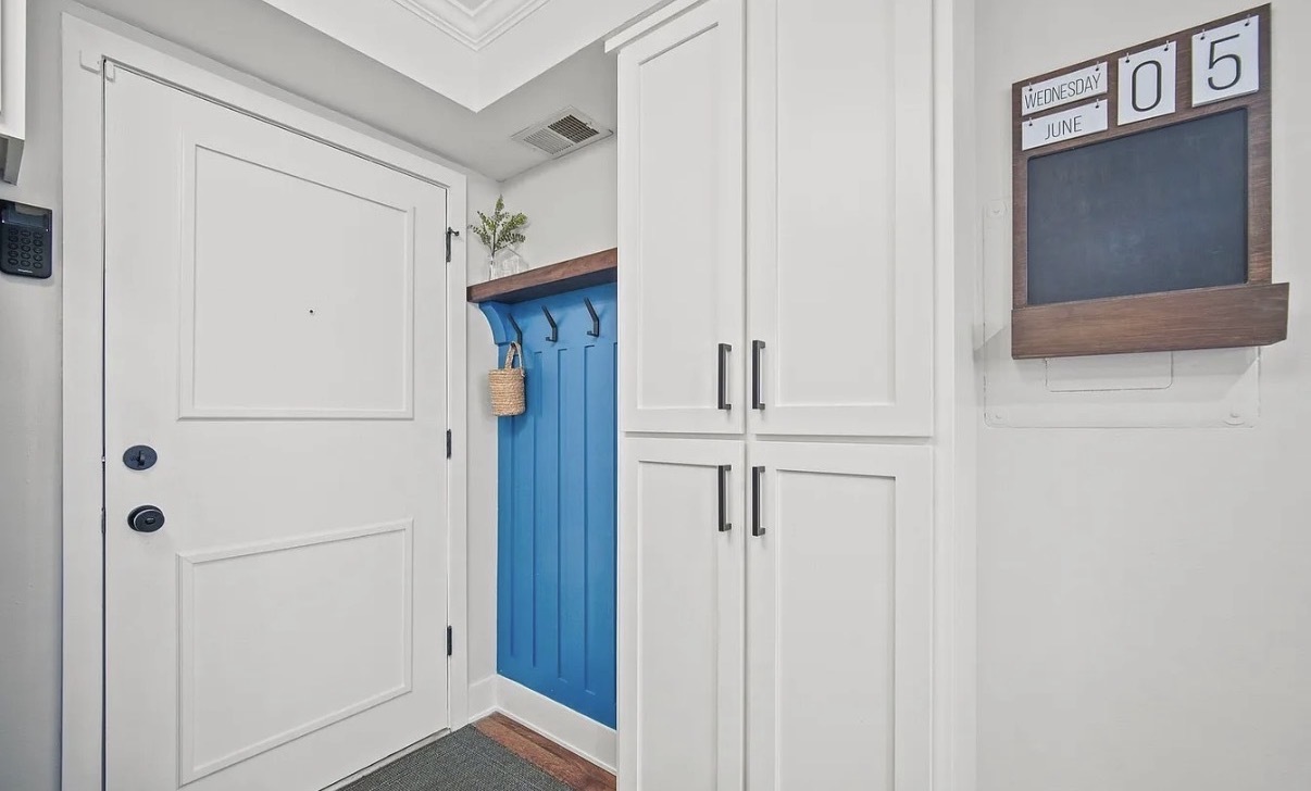 9950 Shady Lane #1B, Orland Park, IL 60462