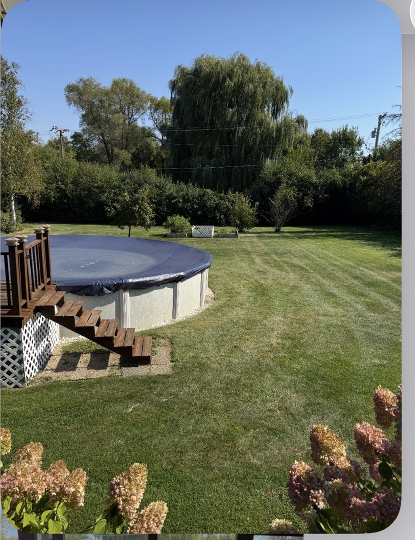 25225 N Virginia Avenue, Lake Zurich, IL 60047