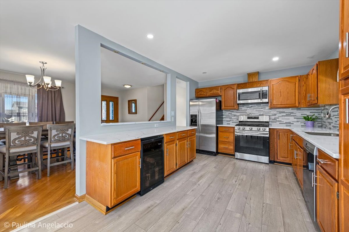 25225 N Virginia Avenue, Lake Zurich, IL 60047