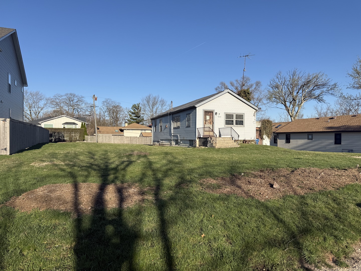 4908 Cross Street, Downers Grove, IL 60515