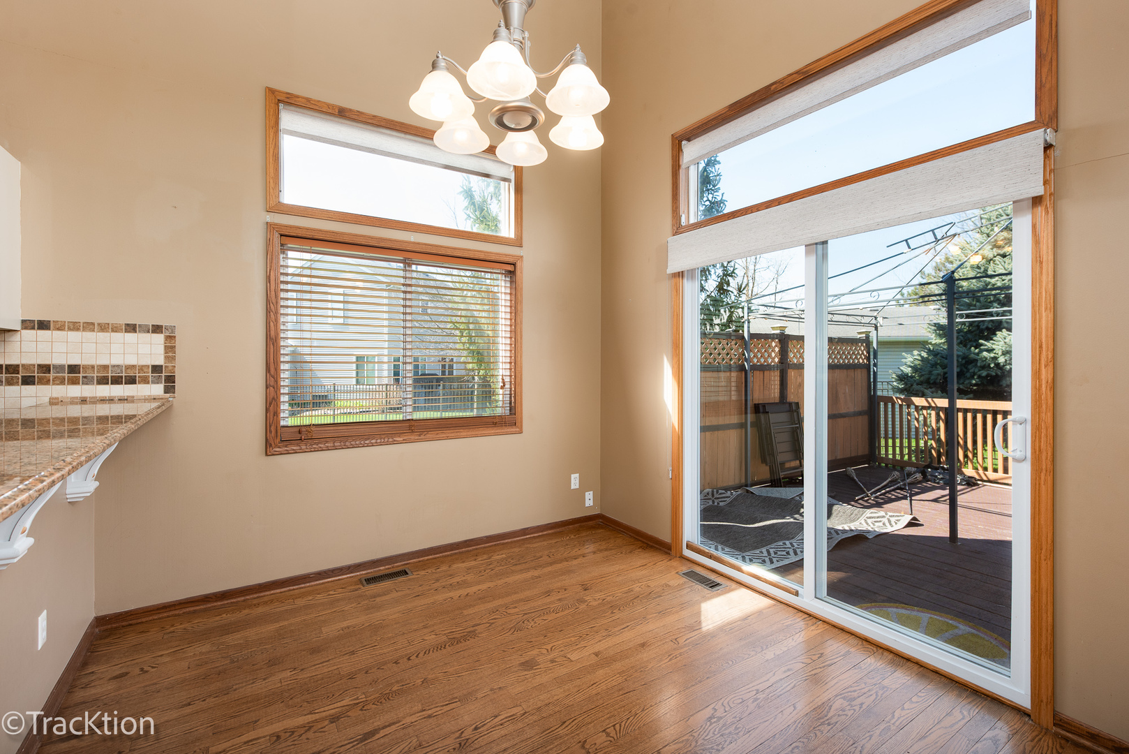 323 Mallard Lane, Sugar Grove, IL 60554