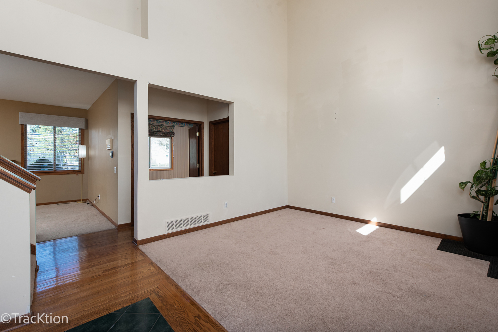 323 Mallard Lane, Sugar Grove, IL 60554