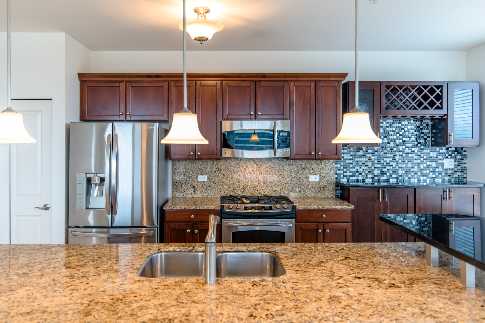 850 Village Center Drive #306, Burr Ridge, IL 60527