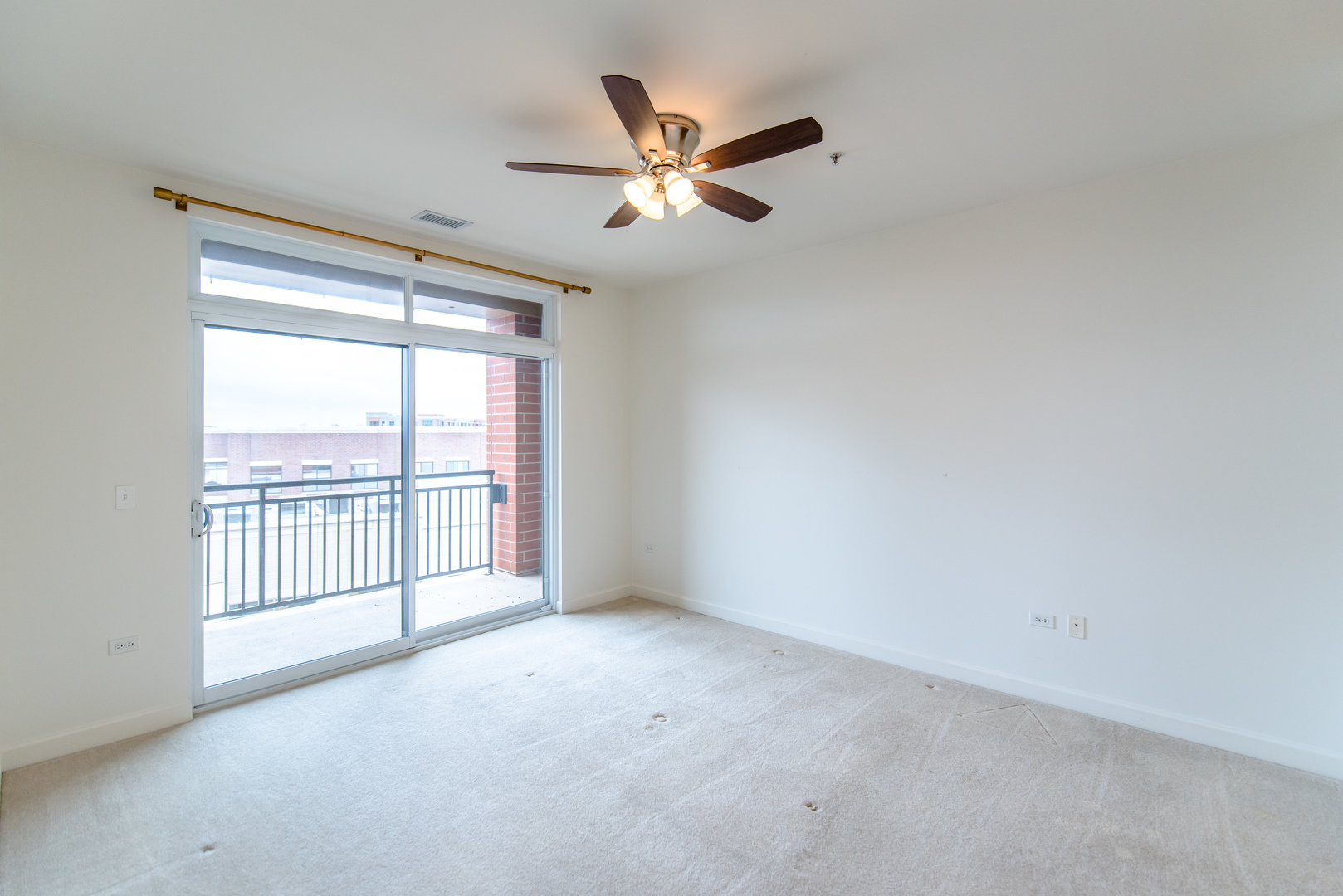 850 Village Center Drive #306, Burr Ridge, IL 60527