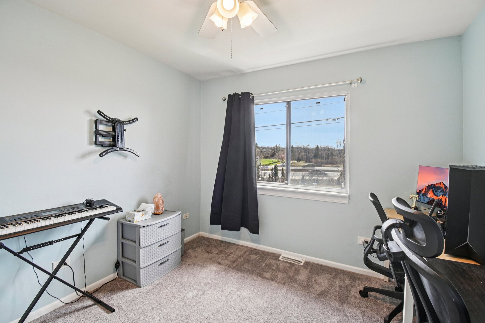 8338 Portsmouth Drive #B, Darien, IL 60561