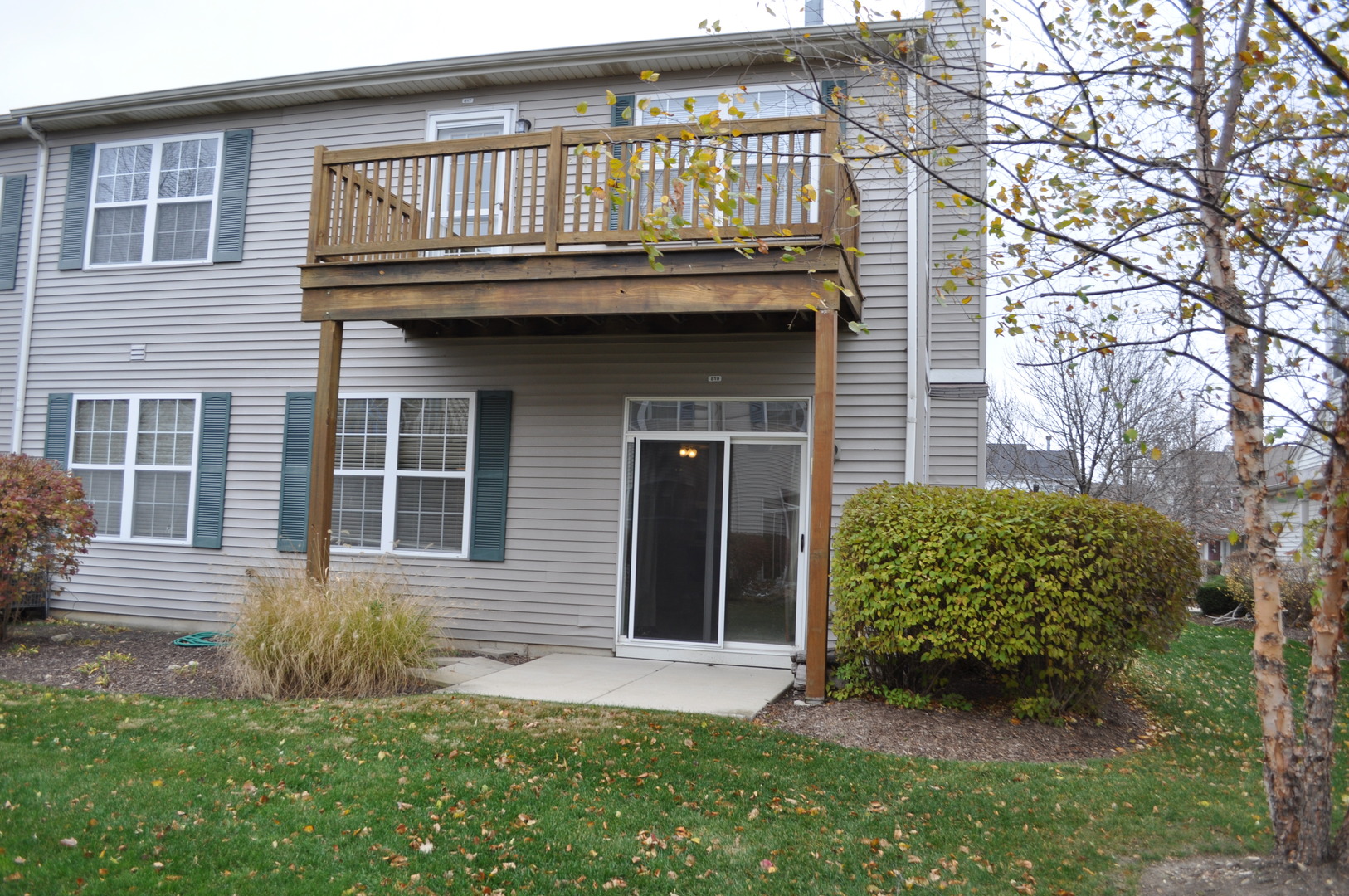 819 Genesee Drive, Naperville, IL 60563