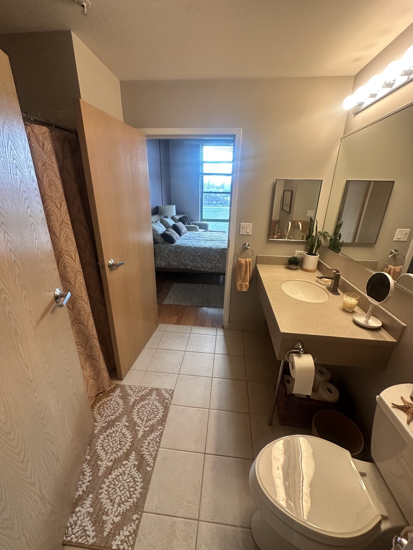 1 S Highland Avenue #306, Arlington Heights, IL 60005