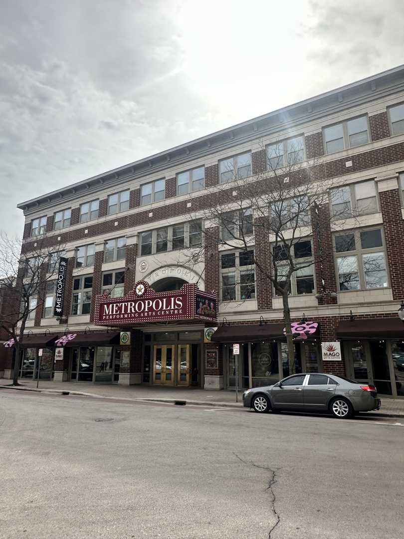 1 S Highland Avenue #306, Arlington Heights, IL 60005