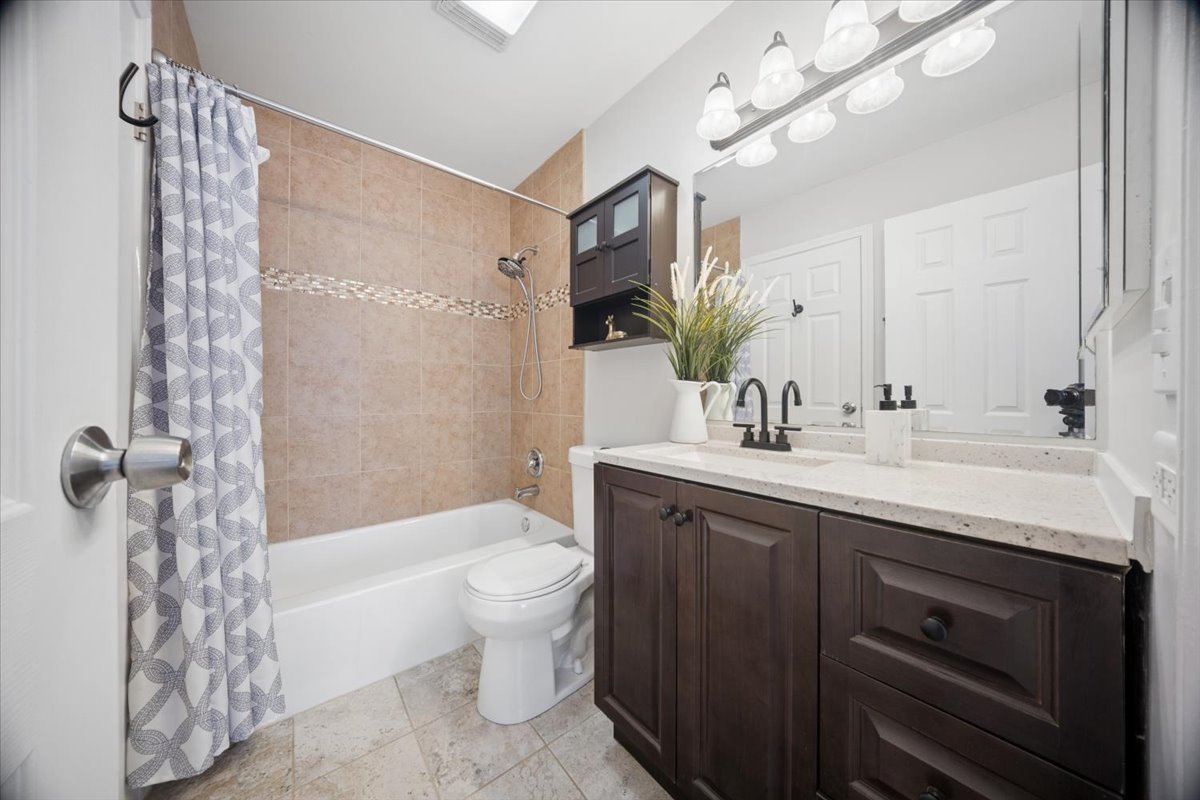 30W447 Fairway Drive, Naperville, IL 60563