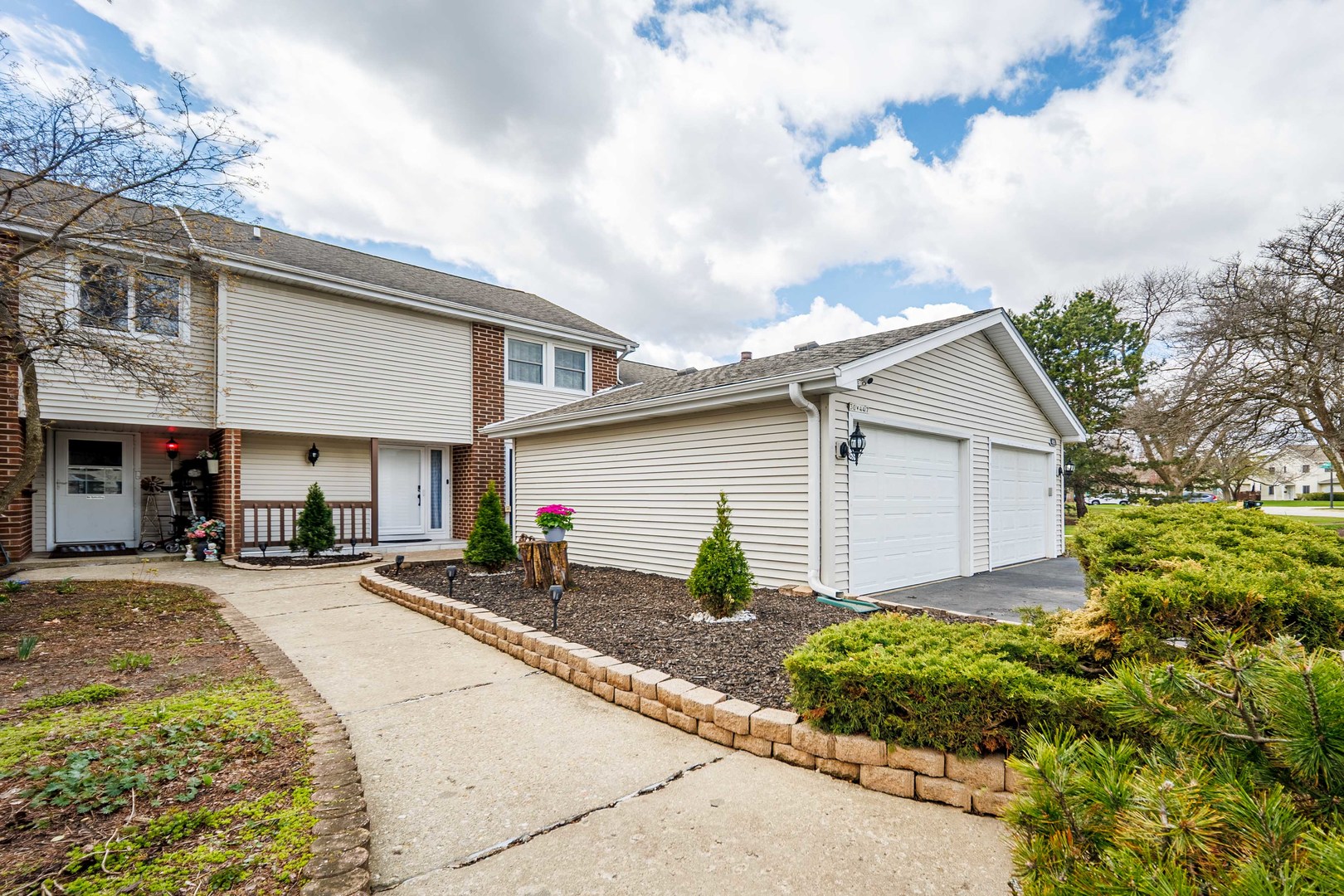 30W447 Fairway Drive, Naperville, IL 60563