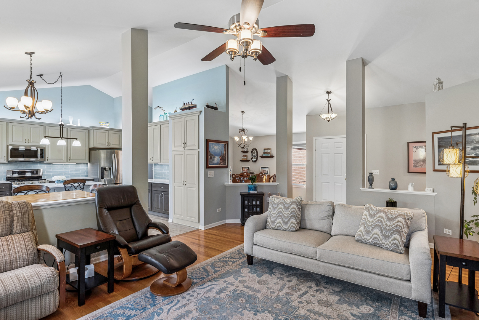 410 Middlebury Drive, Lake Villa, IL 60046