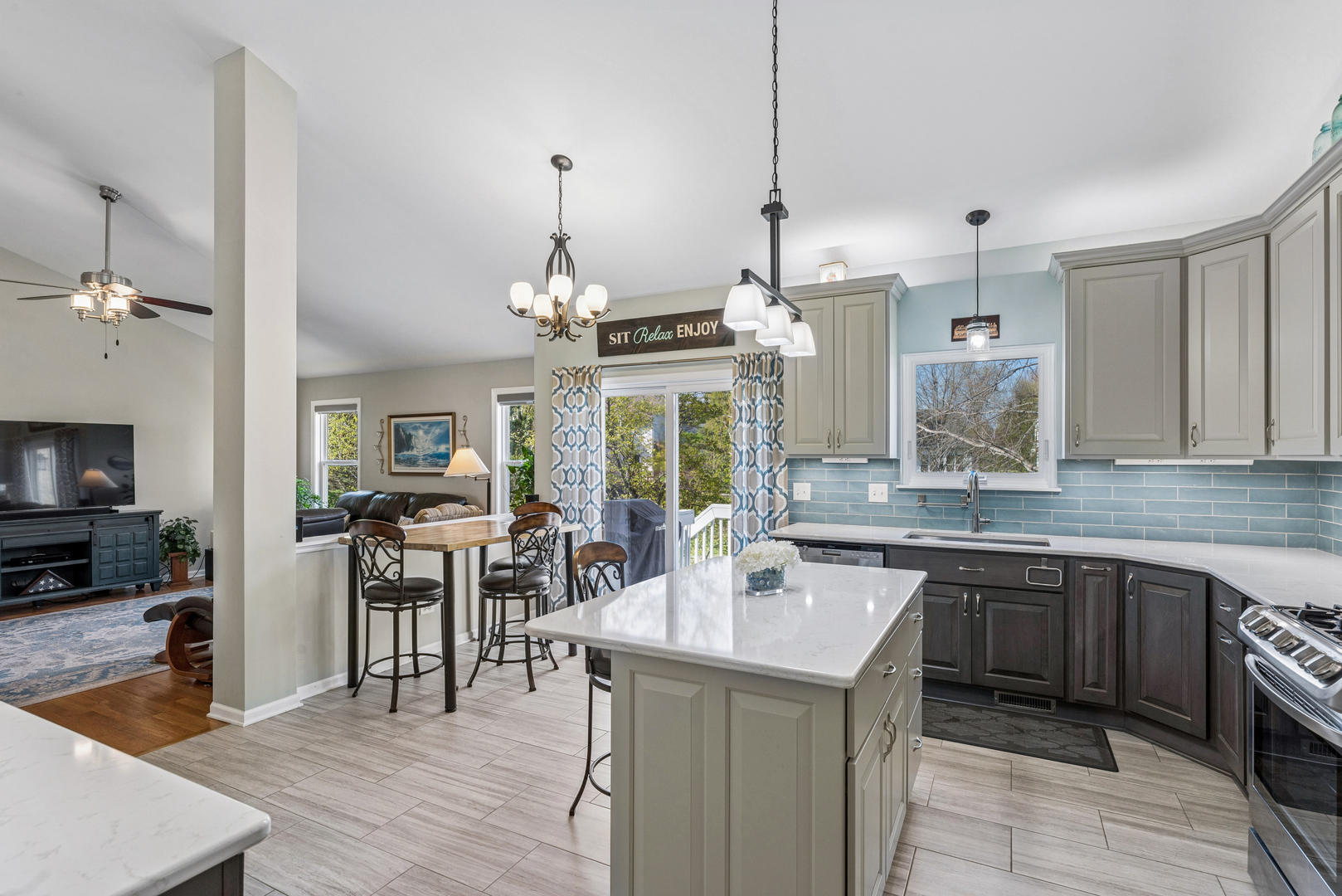 410 Middlebury Drive, Lake Villa, IL 60046