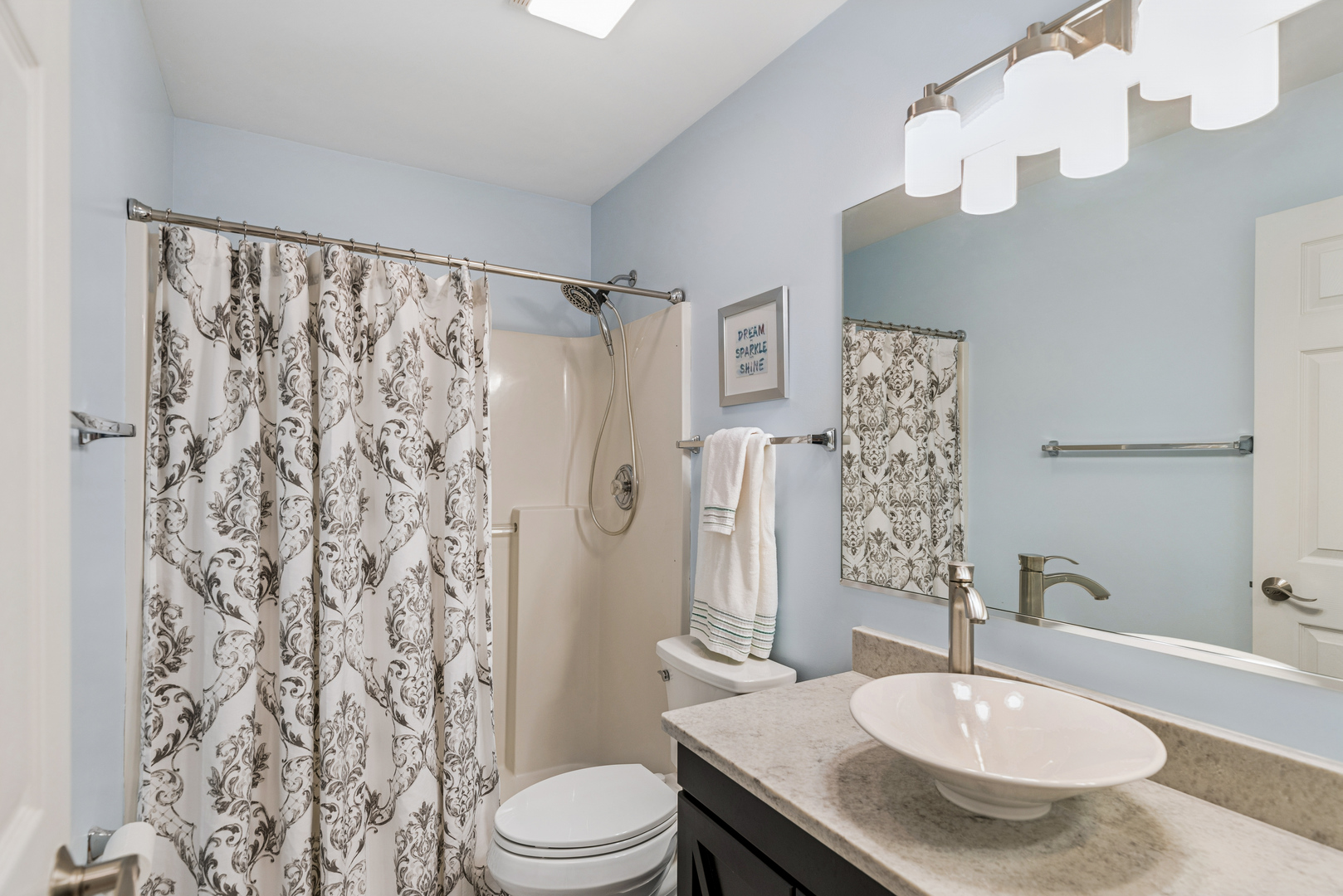 410 Middlebury Drive, Lake Villa, IL 60046