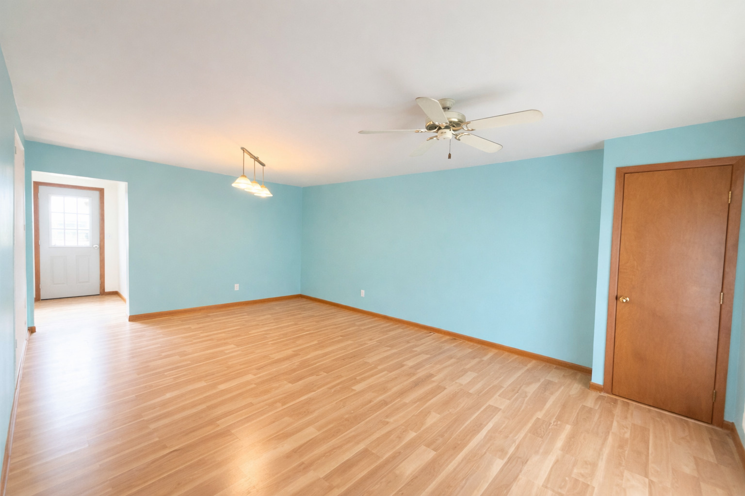 76 S 3160 Road, Kankakee, IL 60901