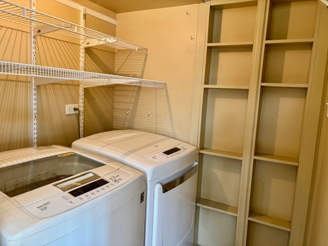 332 El Paso Lane, Carol Stream, IL 60188