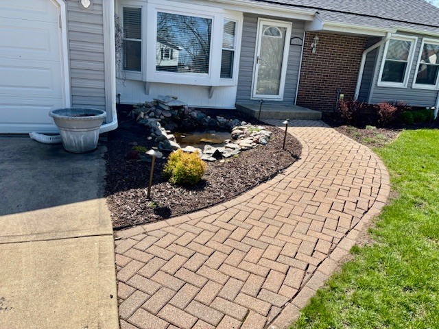 332 El Paso Lane, Carol Stream, IL 60188