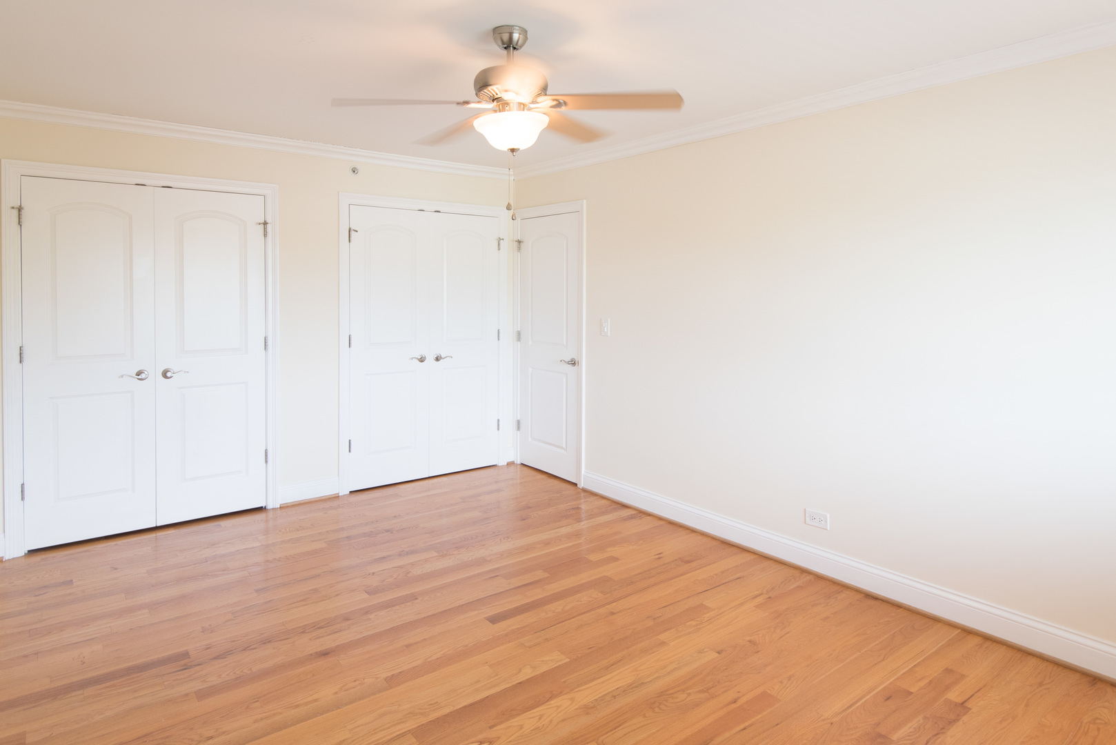 2206 S Goebbert Road #404, Arlington Heights, IL 60005