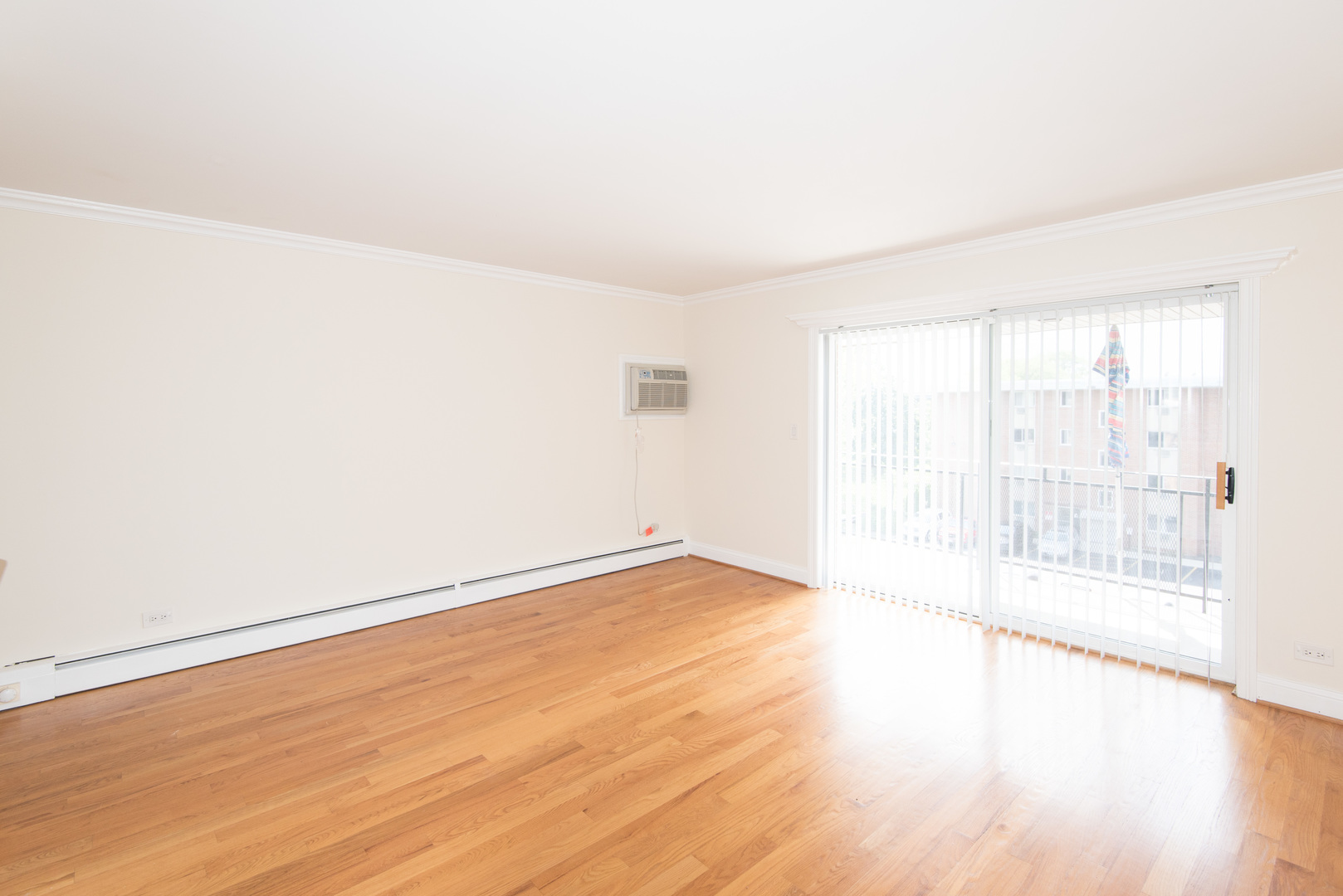 2206 S Goebbert Road #404, Arlington Heights, IL 60005