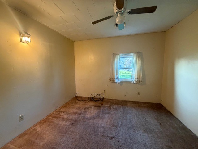 118 S Bloomington Street, Dewitt, IL 61735