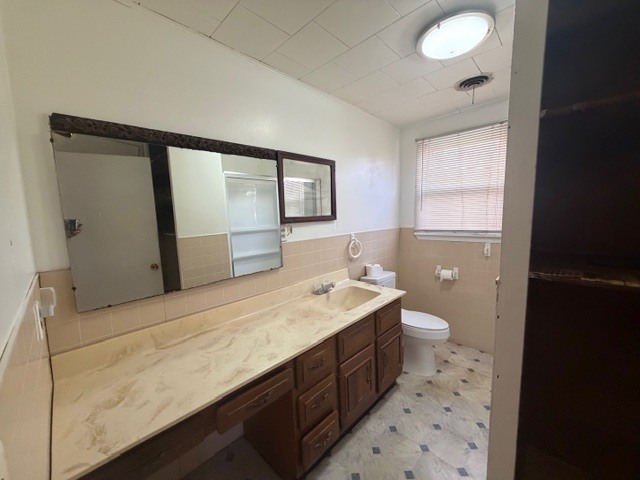 118 S Bloomington Street, Dewitt, IL 61735