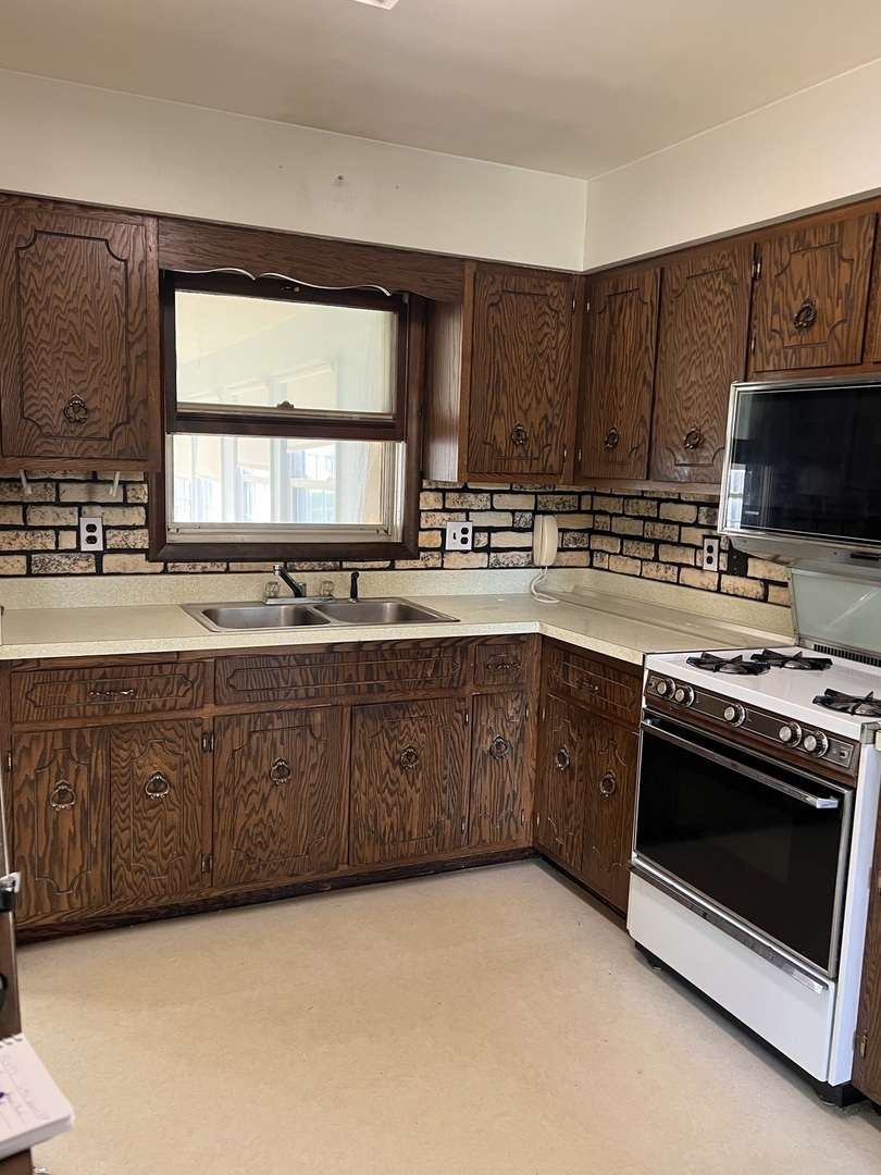 17656 W Kinder Drive, Elwood, IL 60421