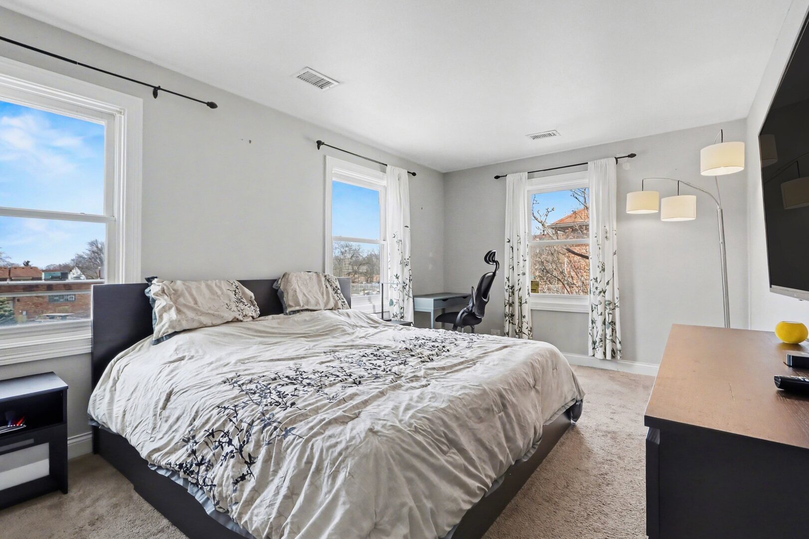 1804 Fayette Walk Street #G, Hoffman Estates, IL 60169