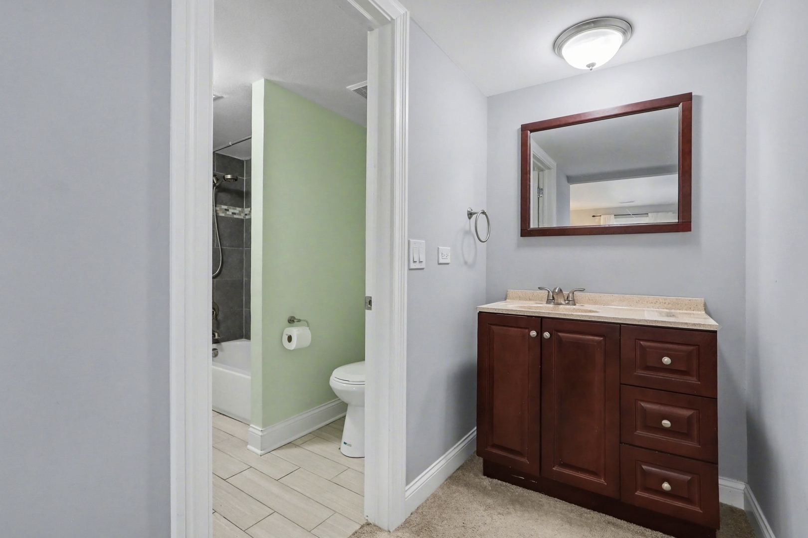 1804 Fayette Walk Street #G, Hoffman Estates, IL 60169