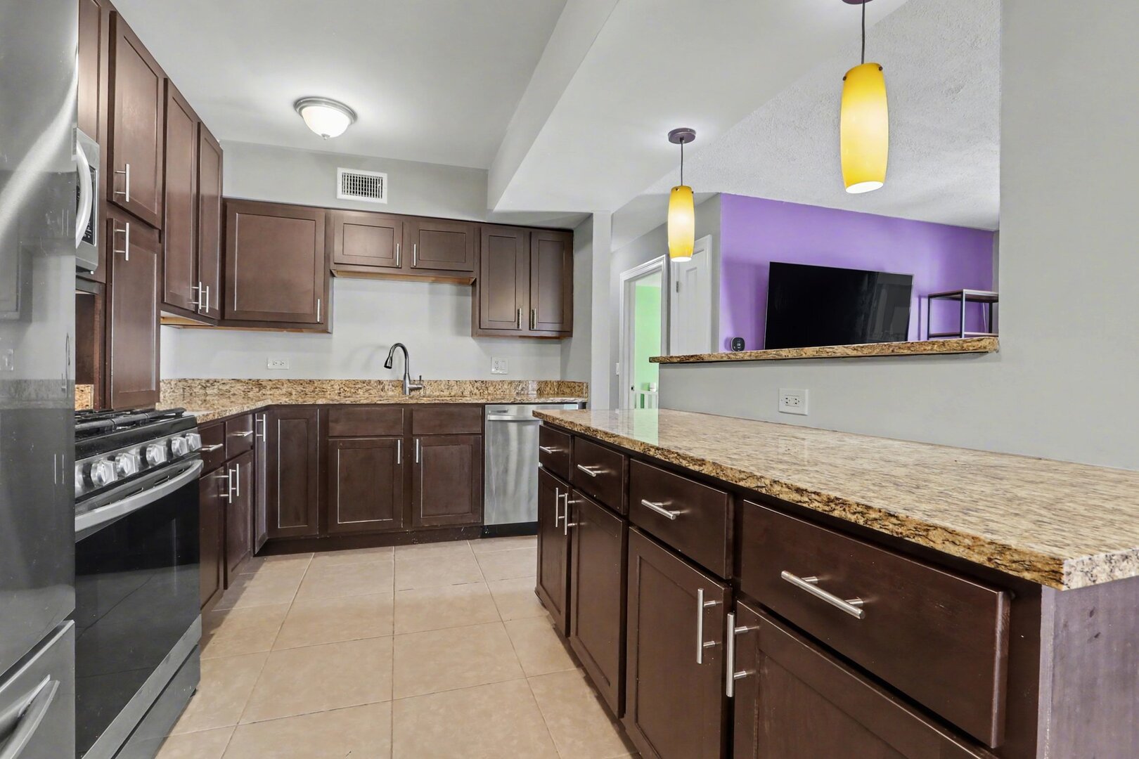 1804 Fayette Walk Street #G, Hoffman Estates, IL 60169