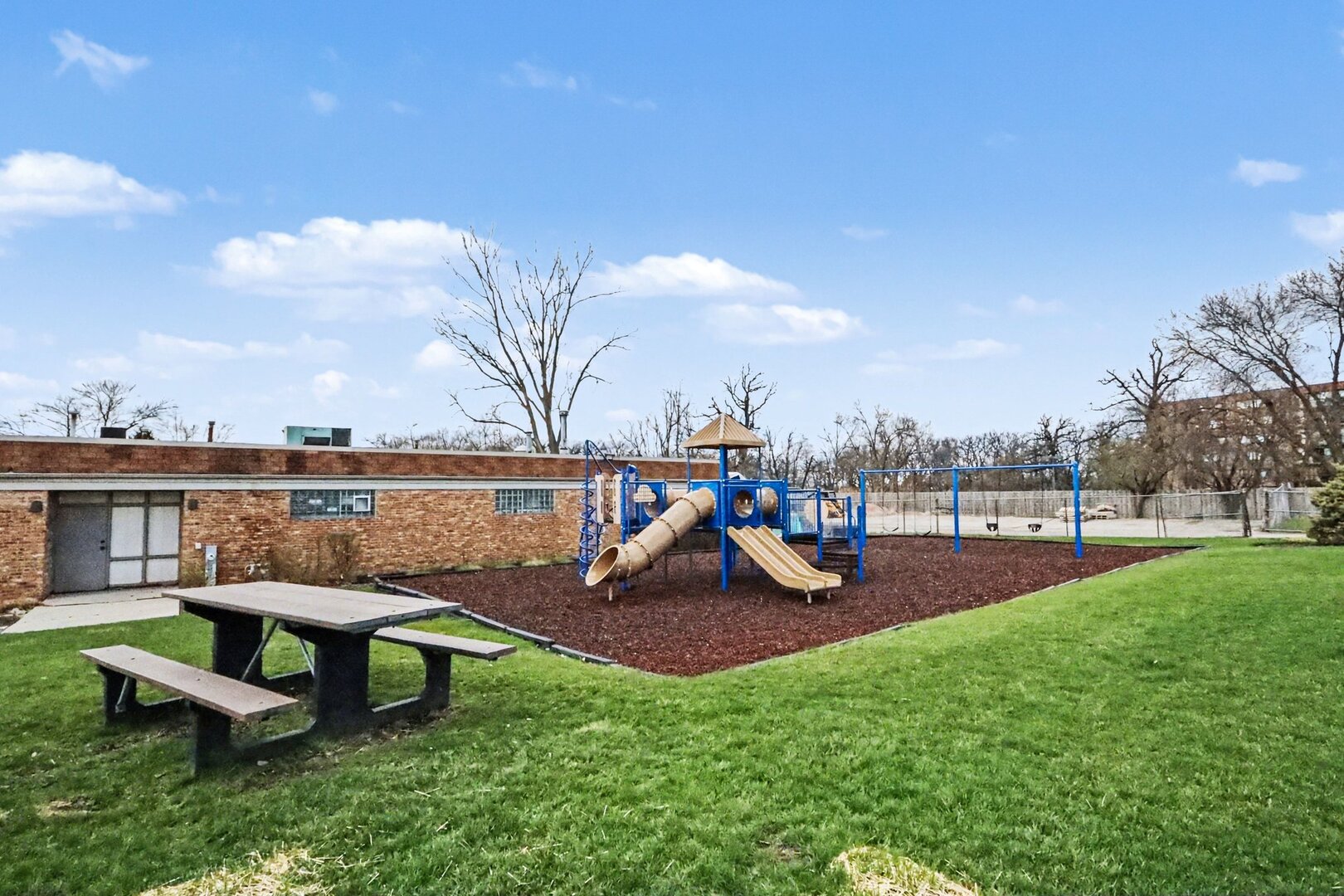 1804 Fayette Walk Street #G, Hoffman Estates, IL 60169